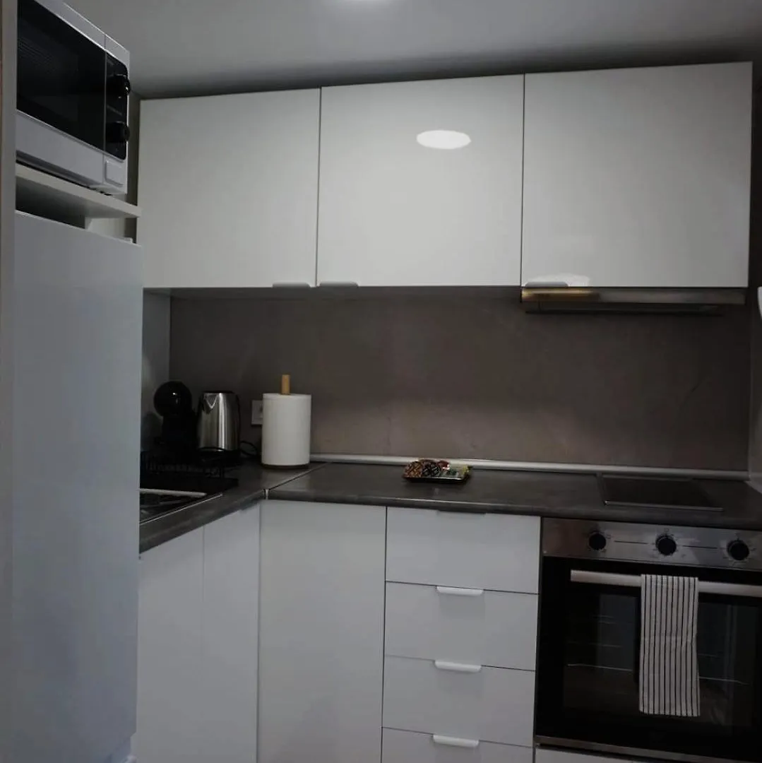 マラガCasa A 150 Metros De La Playa Con Patio En El Paloアパートメント アパート マラガ